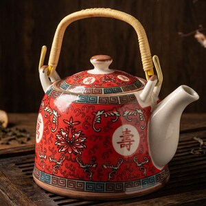 Red Ceramic Teapot 900ml - Built in Spout Filter Kettle - Gift for Tea Lover