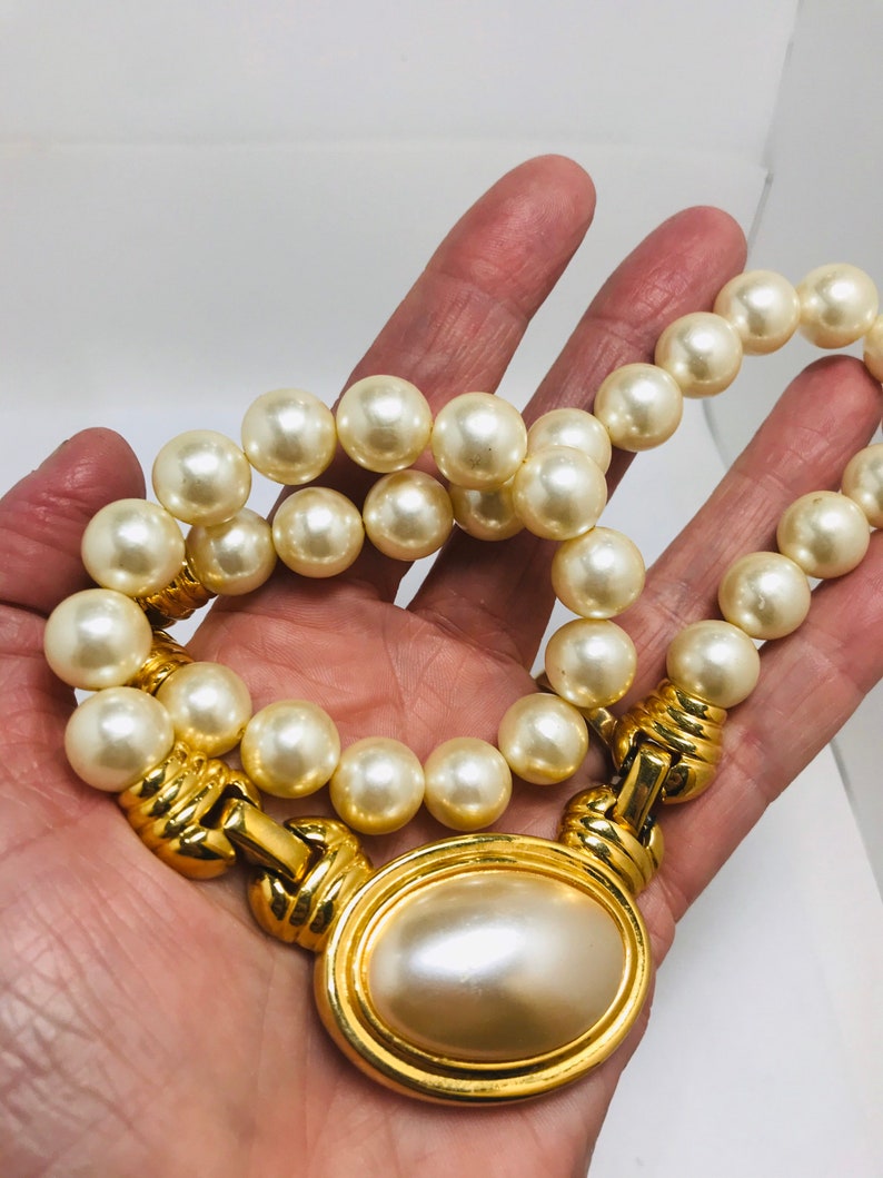 Vintage Napier pearl necklace