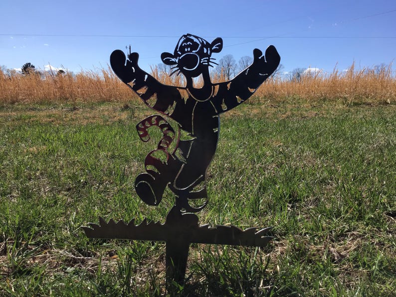 Tigger Garden Stake Yard Art