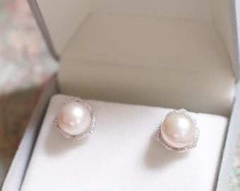 Fresh Water Pearls Studs // 10mm // Detachable Frames // 18K White Gold Plated over Sterling Silver