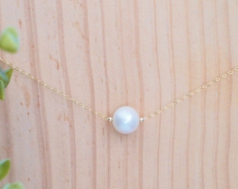 Fresh Water Pearl Floating Necklace // Natural Cream White // Simple & Chic // 14K Gold-filled