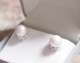 Fresh Water Pearls Studs // 10mm // Detachable Frames // 18K White Gold Plated over Sterling Silver