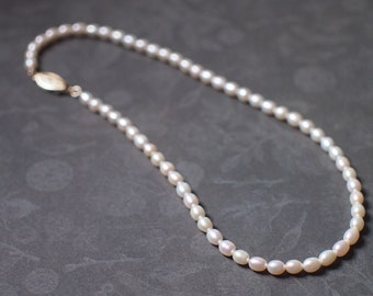 Fresh Water Pearl Necklace (4-5mm) // Pretty & Youthful // 14K Gold-filled