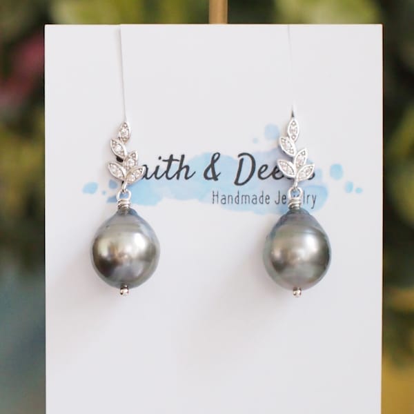 Boucles d'oreilles perle de Tahiti // Gris platine // Argent sterling 925 // Gold filled 14 carats