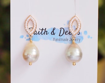 South Sea Pearl Earrings // Simple Earrings // Teardrop // Exceptional Lustre