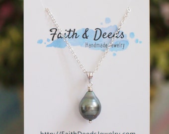 Tahitian Pearl Pendants // Platinum Gray // 925 Sterling Silver // Simple & Elegant