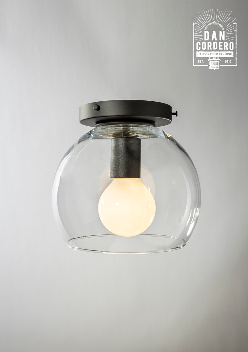 Lumière Globe Shade Flush Mount Light Fixture image 5