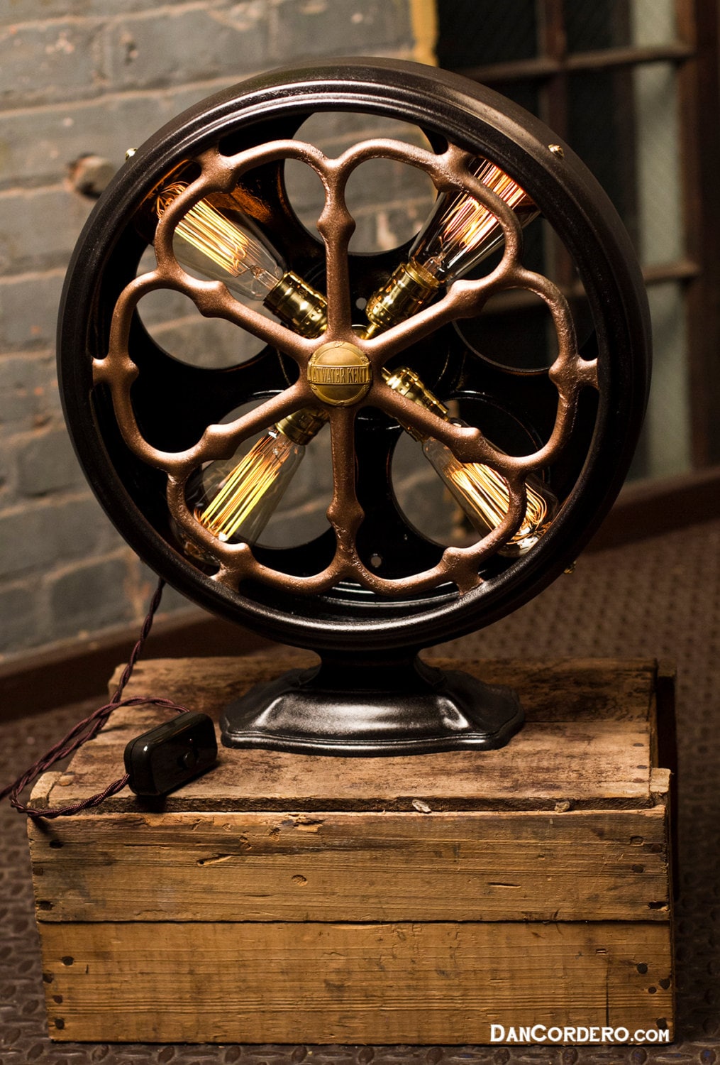 Radio Speaker Table Lamp Etsy