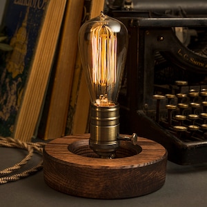 The O Edison Table Lamp image 1