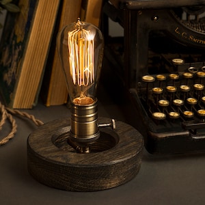 The O Edison Table Lamp Ebony