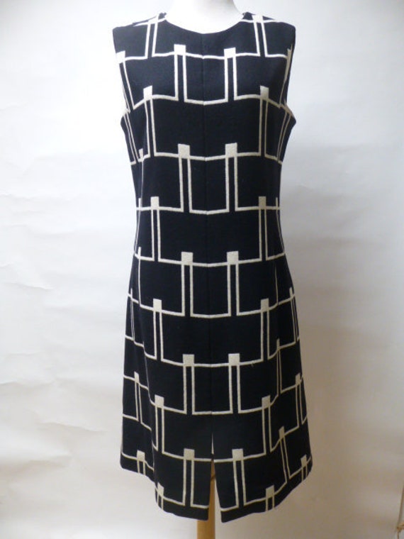 bh wragge 1970s dress black white wool geometric p