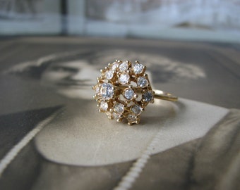 Anillo vintage con diamantes de imitación, oro blanco de 18 kt, talla 5