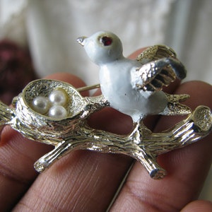 Vintage Bird Brooch, Bird Nest Brooch, Vintage Gerry's Brooch, Vintage Novelty Brooch image 1