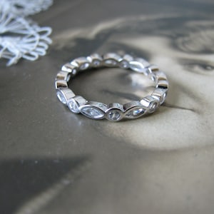 Anello in stile Art Déco vintage, fascia dell&#39;eternità in argento sterling con zirconi cubici, anello dell&#39;eternità con zirconi cubici, fede nuziale con zirconi cubici, misura 7