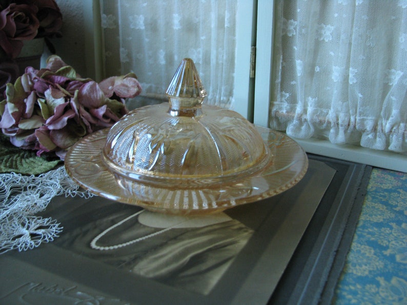 Marigold Iris Herringbone Pattern Carnival Glass Butter Dish 1930/'s Carnival Glass Jeanette Glass Butter Dish Vintage Jeannette Glass
