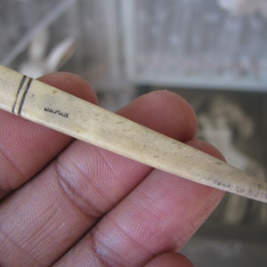 Antique Bone Sewing Awl, Antique Bodkin, Hand Carved Bone Stiletto, Antique Sewing Awl, Broderie Anglaise, Antique Needlework Tool, JAPAN