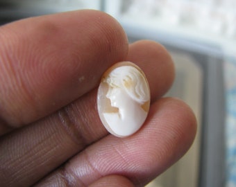 Antique Shell Cameo, Small Carved Cameo, Small Shell Cameo, Old Loose Cameo, Carved Cameo Cabochon, Vintage Shell Cameo