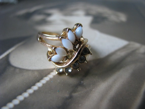 Vintage Opal Ring, Rhinestone Opal Ring, Vintage … - image 4