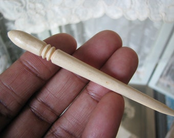 Antique Bone Sewing Awl, Antique Bodkin, Hand Carved Bone Stiletto, Antique Sewing Awl, Broderie Anglaise, Antique Bone Needlework Tool,