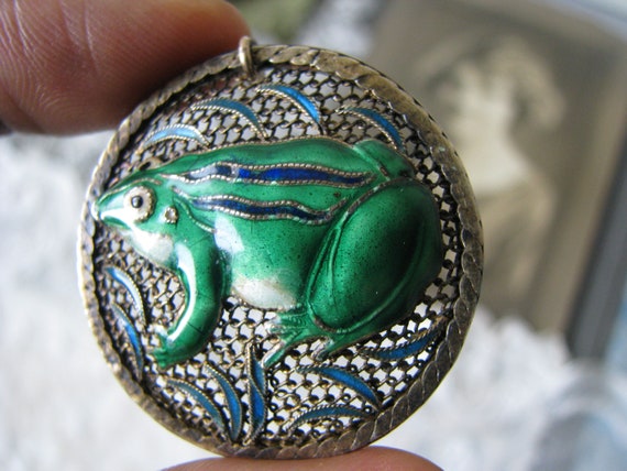 Antique Chinese Export Silver Cloisonne Frog Pend… - image 8