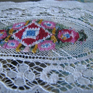 Antique Lace Doily, Nottingham Lace Doily, Embroidered Lace Doily, Rose Doily, Wedding Decorations, Wedding Lace