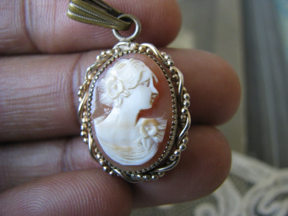 Antique Cameo Pendant, Shell Cameo Pendant, Gold … - image 1