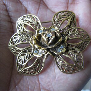 Vintage Rose brooch, Vintage Filigree Brooch, Vintage Rhinestone Brooch, Rose Openwork Brooch, Wedding Brooch, Bridal Brooch, Rose Brooch