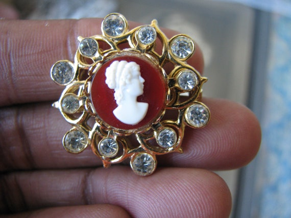 ヴィンテージ カメオ ブローチ