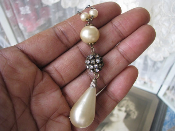 Art Deco Faux Pearl Lavalier Necklace, 1930s Brid… - image 2