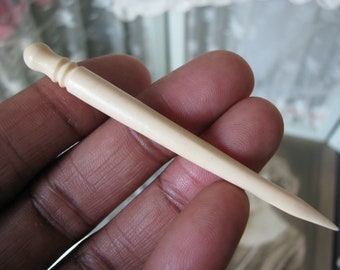 Antique Carved Bone Sewing Awl, Needlework Bodkin