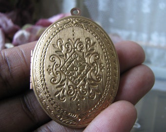 Vintage Victorian Style Brass Locket, Large Oval