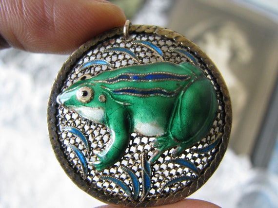 Antique Chinese Export Silver Cloisonne Frog Pend… - image 4