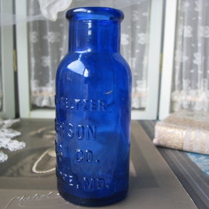Antique Cobalt Bottle, BROMO SELTZER Bottle, Cobalt Blue Bottle, Cobalt Medicine Bottle, Small Medicine Bottle, Collectible Medicine Bottle