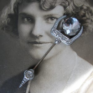1930-tals Art Deco-kravattnål, Bröllop, Brudklänning