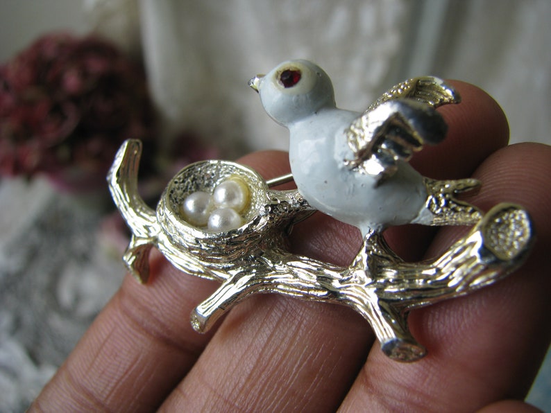 Vintage Bird Brooch, Bird Nest Brooch, Vintage Gerry's Brooch, Vintage Novelty Brooch image 3