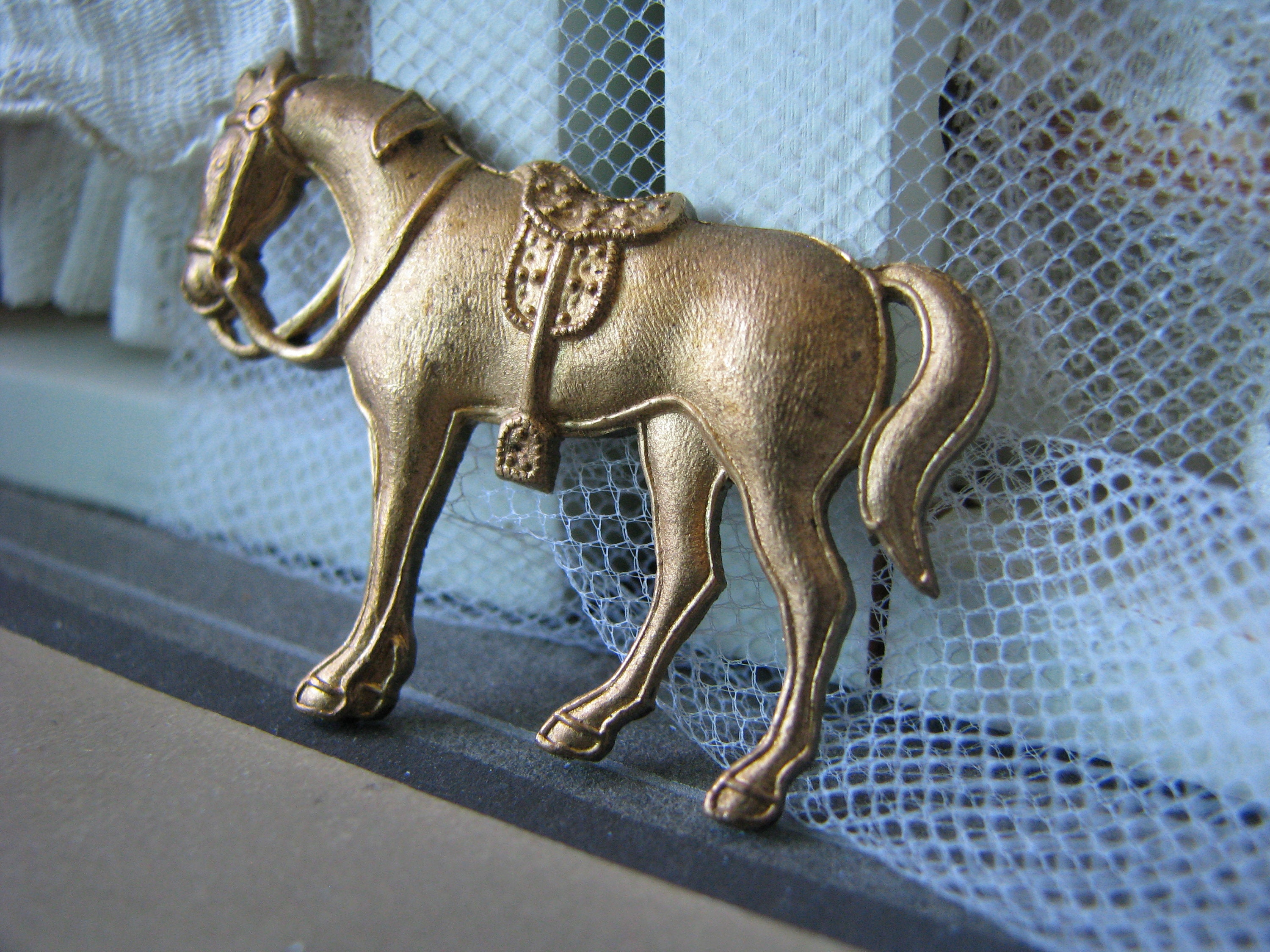 ヴィンテージ真鍮馬型押し、1940年代ジュエリーサプライ - Etsy 日本