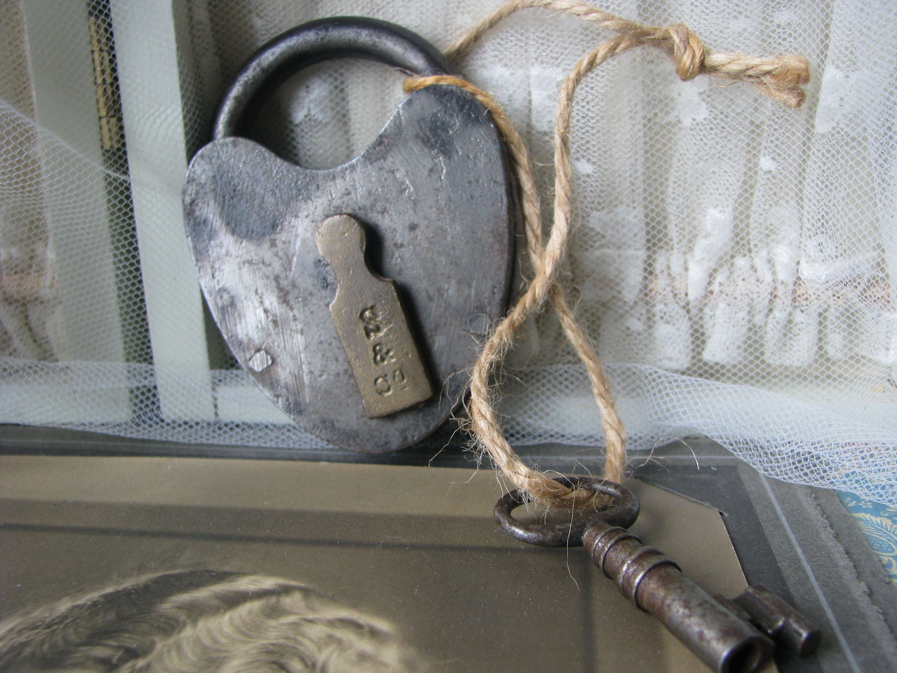 HEART Type Padlock with PARROT - Lock with Key - Brass Made - Working (1871)