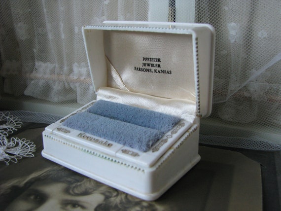 Vintage Keepsake Ring Box, Vintage Celluloid Ring