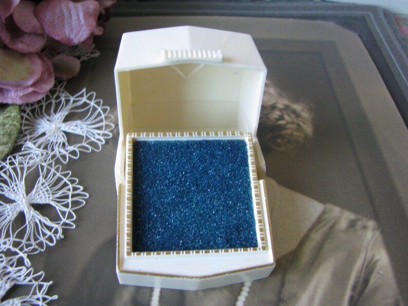 Vintage Celluloid Box Celluloid Ring Box Old Plastic Ring Box Art Deco Ring Box Ring Display Box Vintage Engagement Ring Box