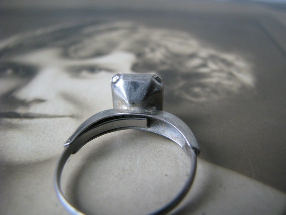 Art Deco Paste Ring, Paste Solitaire Ring, 1930's… - image 9