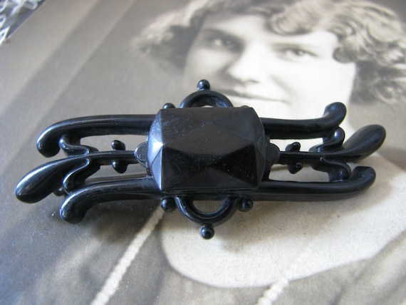 Antique Mourning Brooch, Victorian Mourning Brooc… - image 1