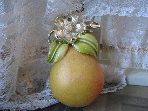 Vintage Pear Brooch, Vintage Fruit Brooch, Large … - image 8