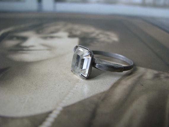Art Deco Paste Ring, Paste Solitaire Ring, 1930's… - image 2