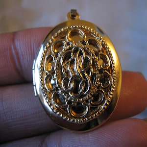 Vintage Oval Locket, Faux Monogram Locket, Vintage Gold Locket, Gold Plated Locket