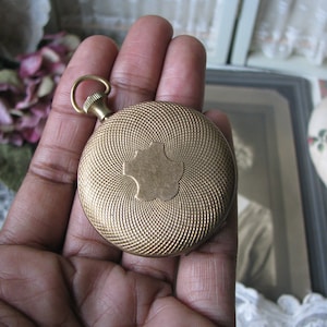 Vintage Pocket Watch Locket, Large Round Locket, Victorian Steampunk Locket, Vintage Brass Locket, Engraving Locket, Shield Locket, Cosplay image 6