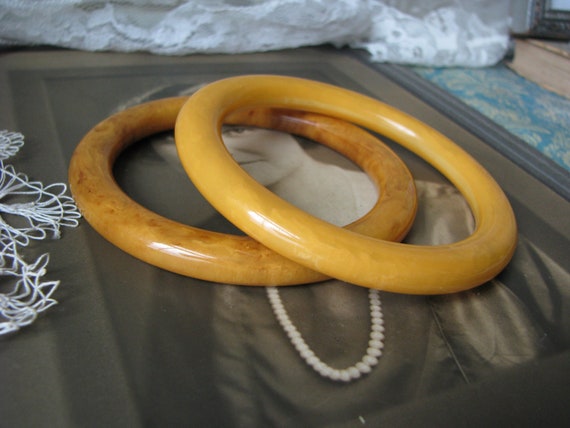 Art Deco Celluloid Bangles, Butterscotch Celluloi… - image 3