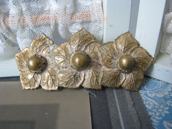Antique Flower Brooch, Art Deco Flower Brooch, Go… - image 3