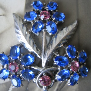 Art Deco Paste Dress Clip, Pot Metal Flower Dress Clip, Blue Paste Pin, Art Deco Paste Dress Clip