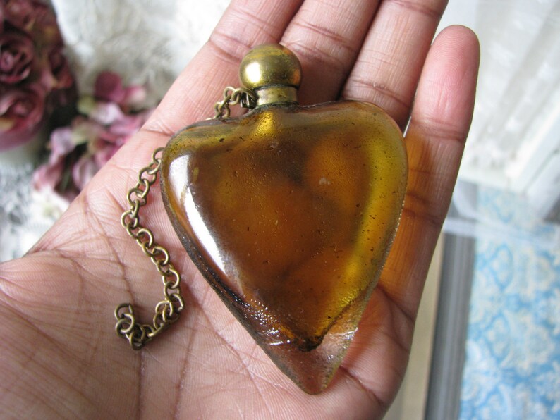Antique Perfume Bottle, Antique Heart Perfume Bottle, Antique Glass Perfume Bottle, Glass Heart Perfume Bottle, Miniature Perfume Bottle image 2