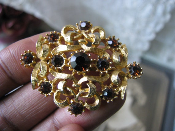 Vintage Rhinestone Brooch, Victorian Style Brooch… - image 7